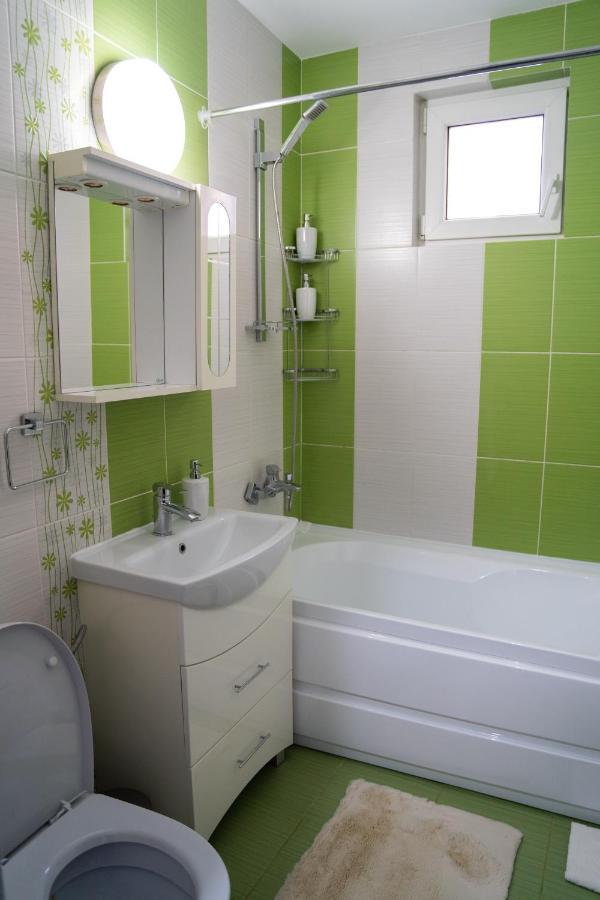 Ultracentral Golden Apartament 2 Suceava Exterior photo
